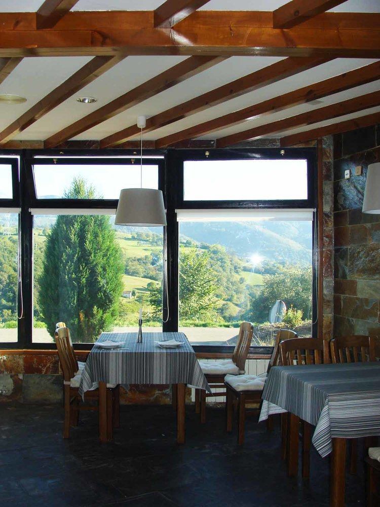 Hotel Montanas De Covadonga Cangas de Onis Exterior photo