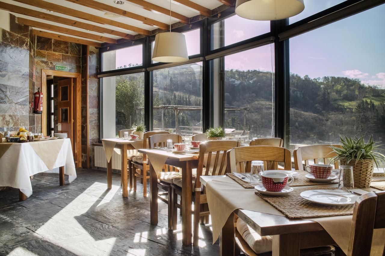 Hotel Montanas De Covadonga Cangas de Onis Exterior photo